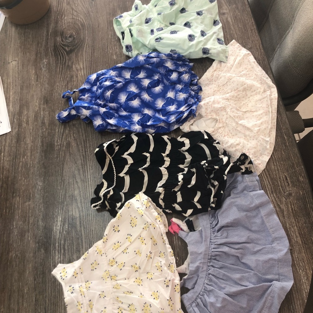 Baby girl gap EUC 0-3 months beautiful bundle